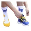 Medias de compresion deportiva para basquet blanca y violeta  N 23